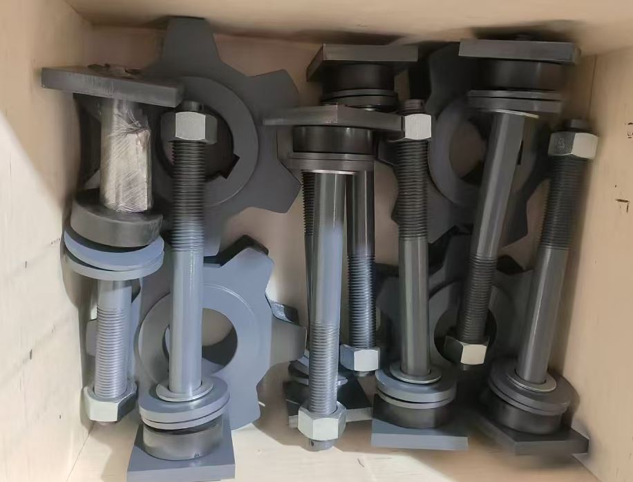 Hatch Cover Cleats