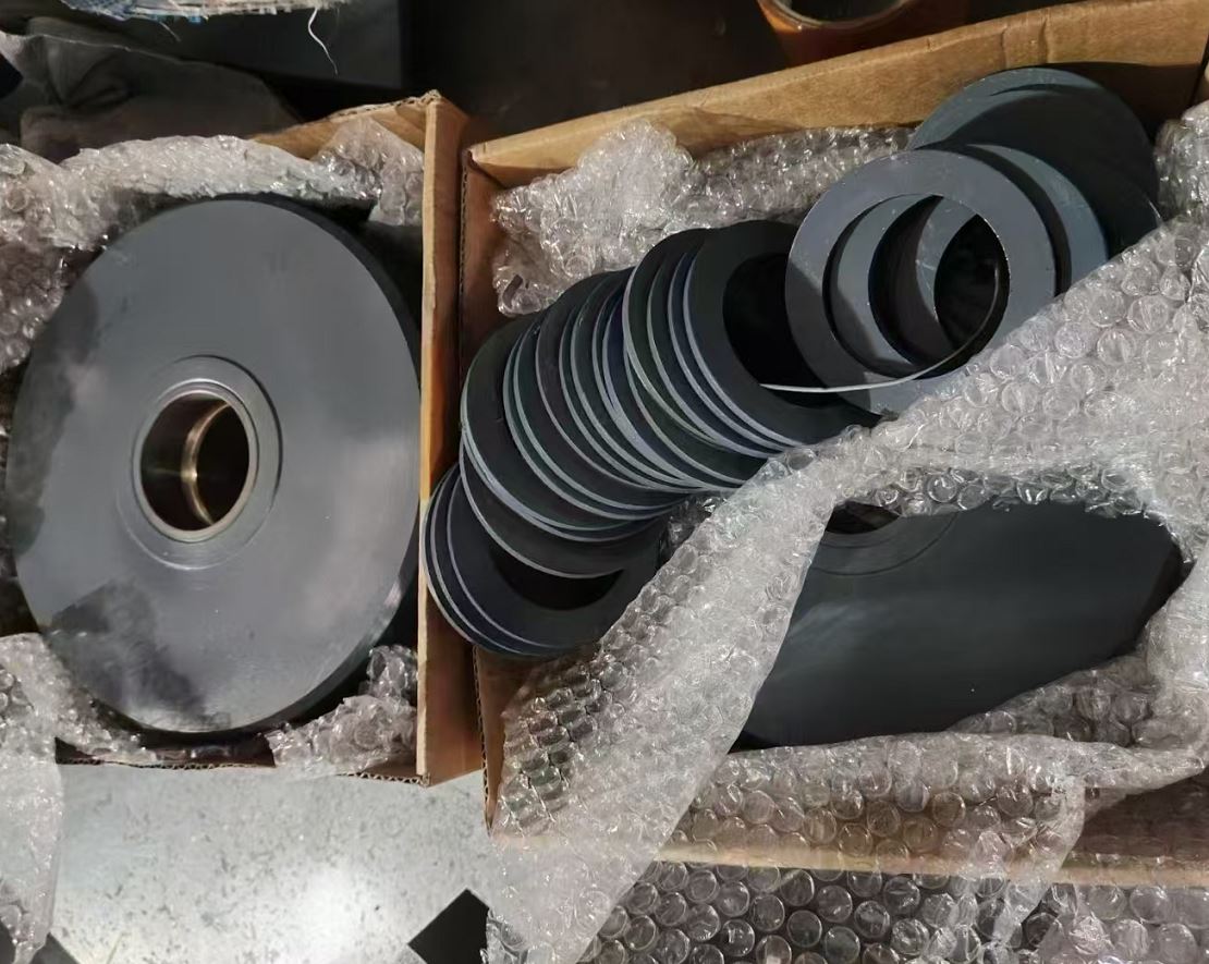 Hatch Cover Wheel and Washer